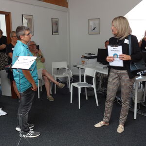 Bild der Eröffnungsveranstaltung eines Projekts für wohnungslose Menschen in Cuxhaven