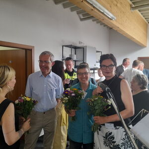 Bild der Eröffnungsveranstaltung eines Projekts für wohnungslose Menschen in Cuxhaven
