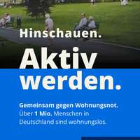 Menschen im Park fordern Aktivität zur Bekämpfung der Wohnungsnot in Deutschland, über 1 Million Betroffene.