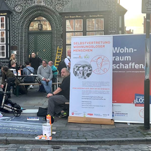 Aktionstag: Menschen draußen Am Sande in Lüneburg